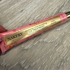 Nakery Lip Treatment in First Bloom